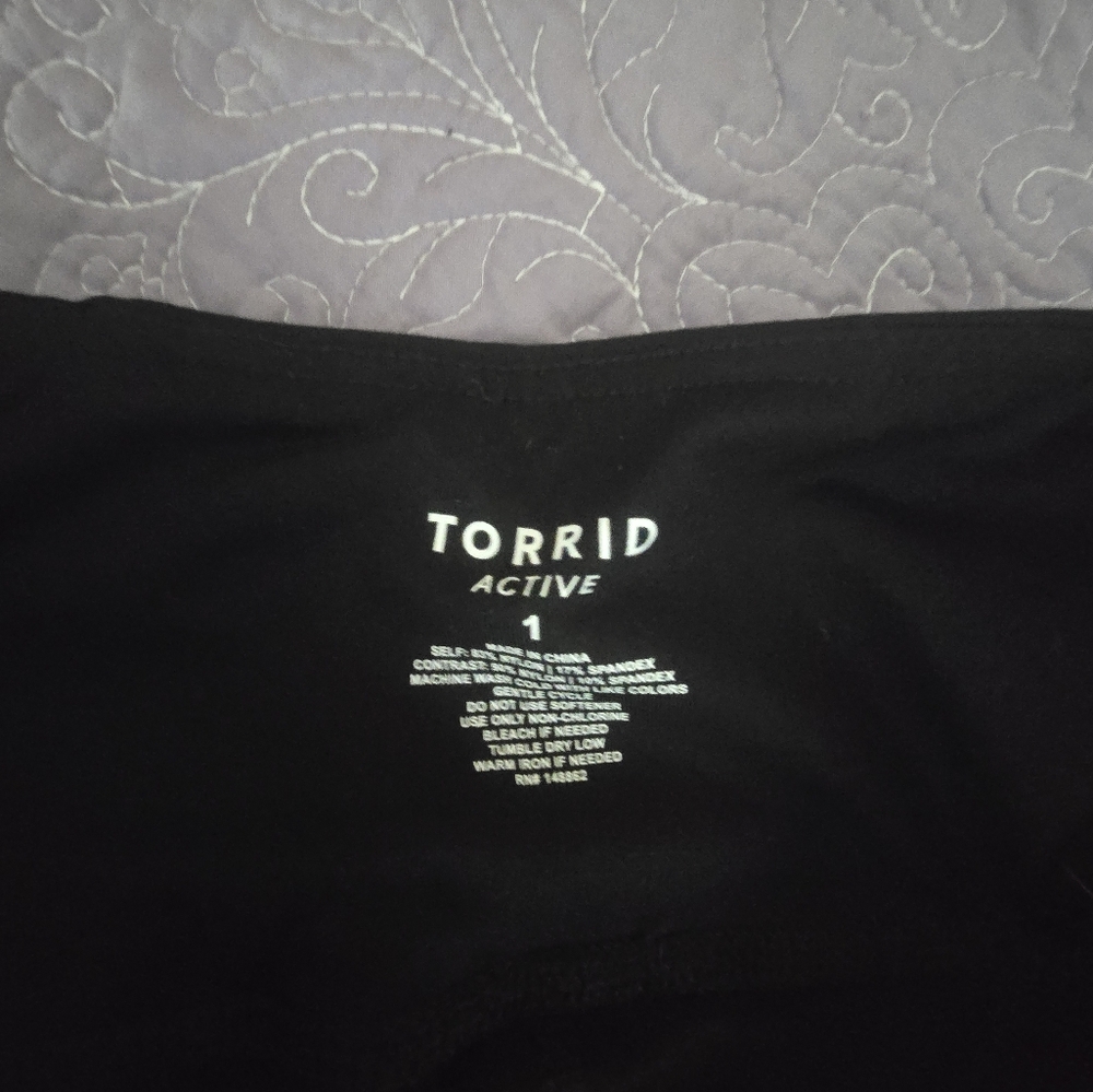 Torrid Lot - Picture 4 of 13